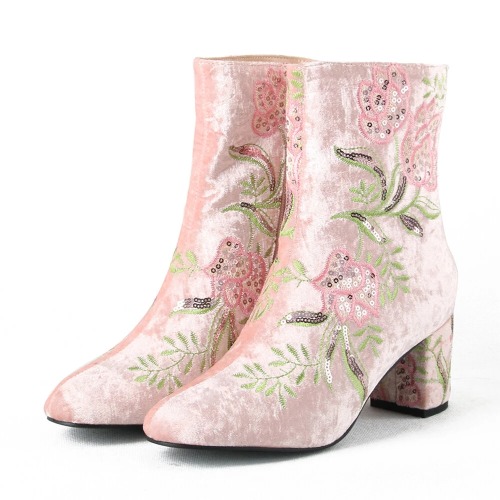 colorfultimetravelbeard: Embroidered Flowers Comfy Ankle Boots First click hereall designer here 20%