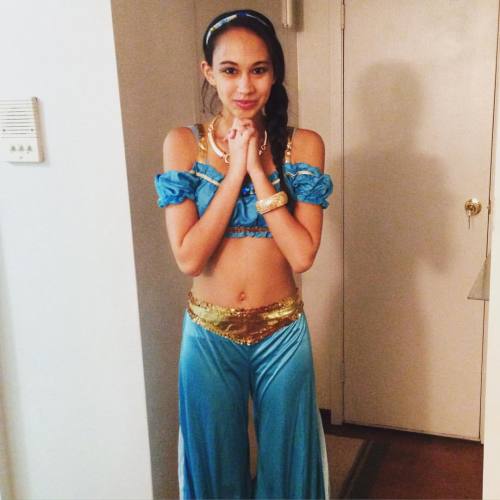 My third #halloween as #Jasmine. #halloween2015 #nychalloween #nyc #ny #newyork #disney