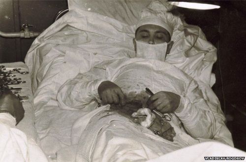 historicaltimes:  Surgeon Leonid Rogozov performs a self-appendectomy whilst stranded in a soviet base in Antarctica, February 1961 via reddit