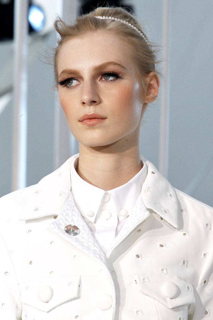 mulberry-cookies:  Louis Vuitton Spring 2012