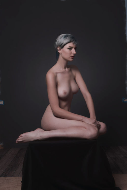 sarascarletmodel:  Photo & post processing: Julien JD