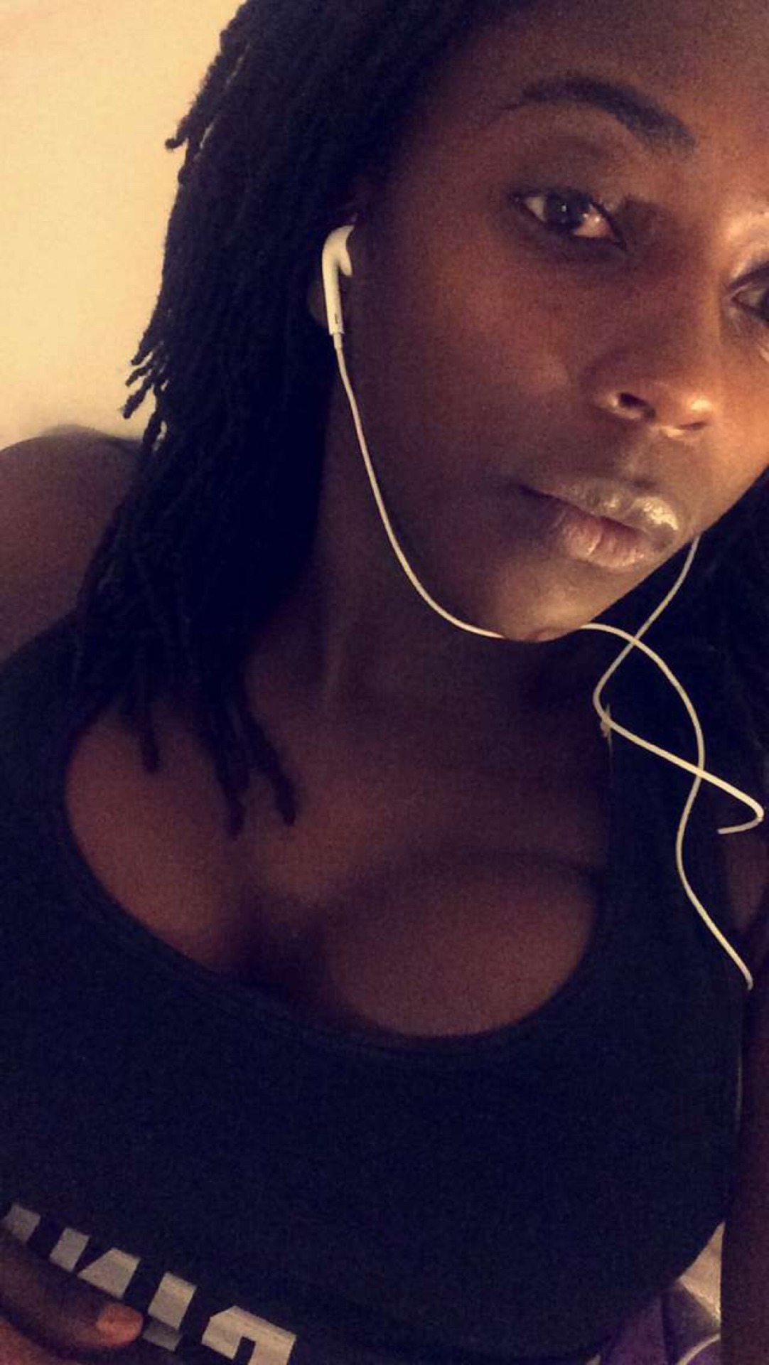 jakalovesyou41:  Everyone loves Chocolate 😍👅🍫👸🏿 Happy black out day!