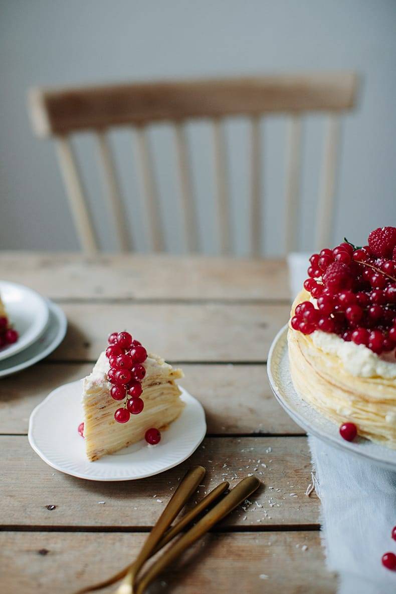 sweetoothgirl:CREPE CAKE WITH RED BERRIES