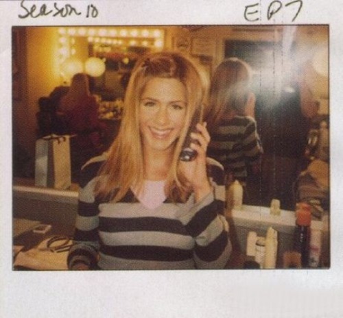 weekndslut: Jennifer Aniston’s hair stylist Chris took polaroids of her hair during shooting.