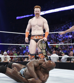 fishbulbsuplex:  Sheamus vs. Titus O’Neil