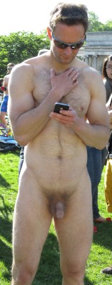 softissexy:  Nothing but an iPhone to cover him up 