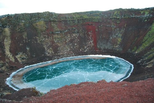 stunningpicture:  Just a frozen Volcano Crater Lake that I came across.