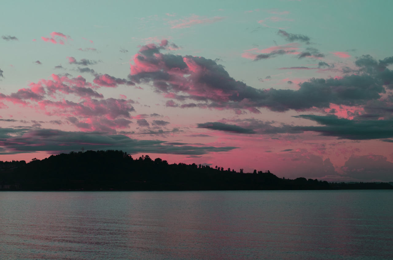 expressions-of-nature:  Puerto Varas, Chile by Marco Oliveira 