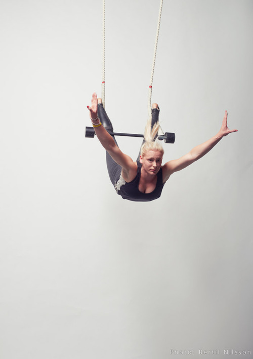 nationalcircus:  Trapeze and Cloudswing Natalie Michelle, Laura Charline National Centre for Circus Arts BA Hons Degree Dance Trapeze, Swinging Trapeze and Cloudswing specialists. Find out more about Higher Education in Circus Arts.