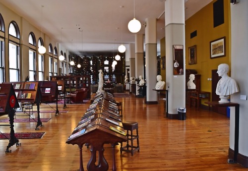 The Mercantile Library of Cincinnati 