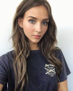 apoteosi:  Rachel Cook 