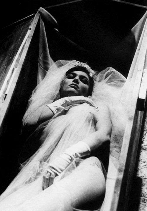 draculasdaughter:Ariane Sapriel in Le viol du vampire, Jean Rollin, 1968.