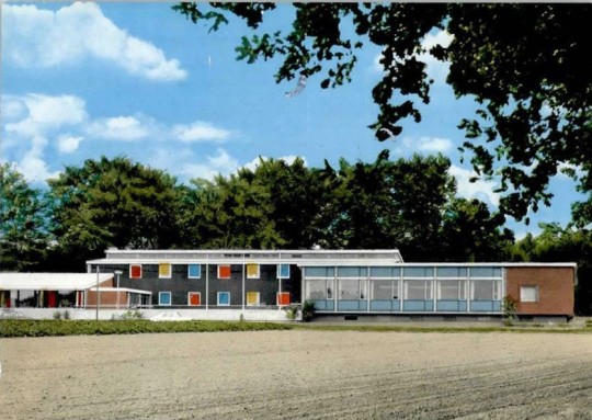 Youth Hostel (1965-69) in Syke, Germany, by Hermann Brede