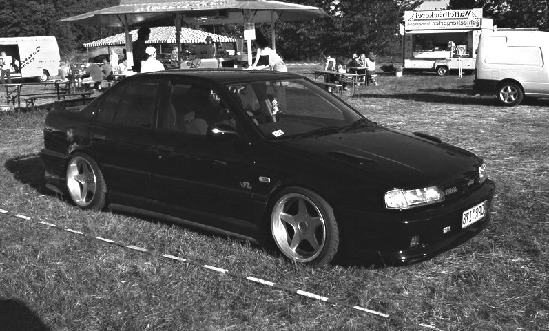 Rad Racer Nissan Primera Sedan P10