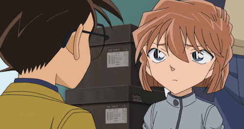 Which episode is this?!Haibara looks SO DONE as she’s being carried away XD love it!