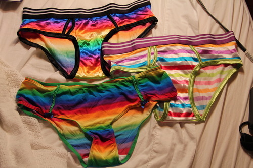 foreverfett:  rawrcharlierawr:   LOOK WHAT I GOT/FOUND AND ALSO   ~ Sock Dreams ~  Your Sock Dreams order has shipped!  OPERATION RAINBOWS FOREVER IS A GO    QUIT PRETENDING THAT YOU’RE UPSET YOU’RE EXCITED ADMIT IT I mean, you even got a