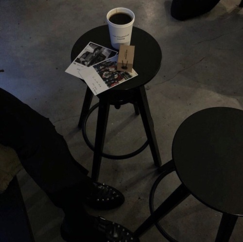0432s:  https://instagram.com/p/BfDklEkhPWP/