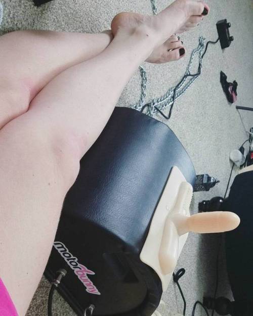 A fun day of playing on my #motorbunny ! New #squirt video coming soon. . . . #pale #palebabe #pal