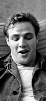 pierppasolini: Marlon Brando photographed by Ed Clark, 1949.