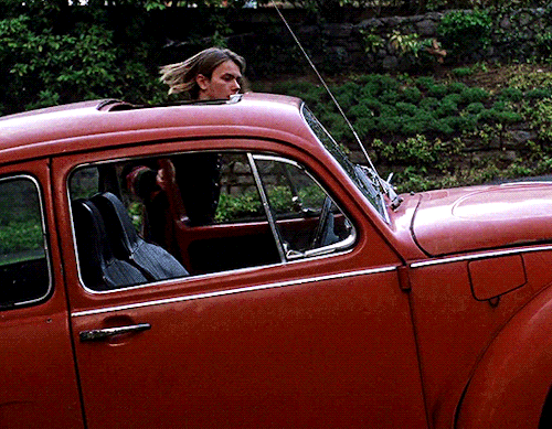 River Phoenix As Devo Nod In I Love You To Death (1990) Dir. Lawrence Kasdan