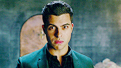 raphaelsantiagos:  shadowhunters meme ↳ Downworlders [2/2] Raphael Lewis 