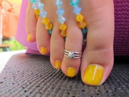 pedicuredsexy:  @pedicuredsexy &lt;3 &lt;3*11000 Followers 3500 Posts*