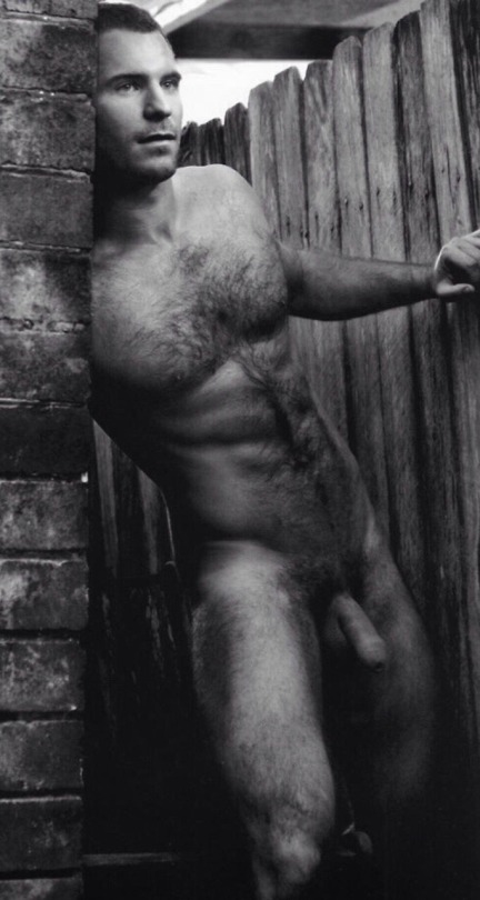 tommytank4: heckie317:    Follow Tommytank4 for hot and muscular men! 