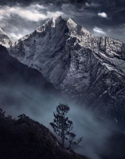 travelgurus: A Mountain Memory by Max Rive, at Nepal, HimalayasFollow @travelgurus for the best Tumblr Images