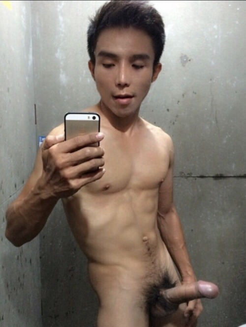 bbgwmhk: onchai: 又直又硬 Yummy