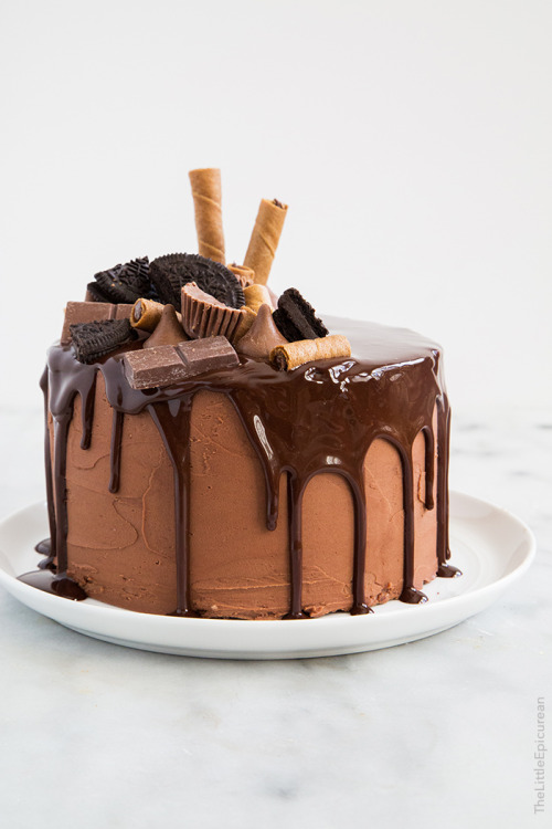 foodffs:DEATH BY CHOCOLATE CAKE Really nice recipes. Every hour. Show me what you cooked! 