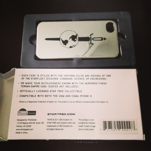 fwederwick:  Nerding out over the words in brackets of my new phone case!