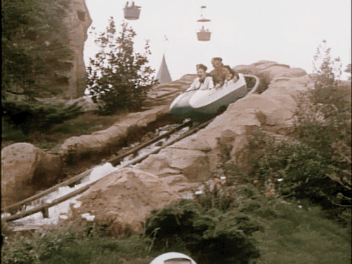 gameraboy:  In 1962 the Shah of Iran and his wife rode the Matterhorn Bobsleds with