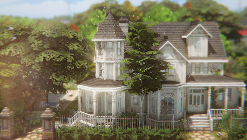 Legacy Old House CC FreeOrigin ID: elliesparks 40x30 living lotMost wanted to see the Victorian lot,