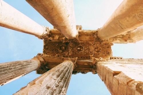 archae-heart:&lt;i&gt;the ruins at Ba`albek // Lebanon