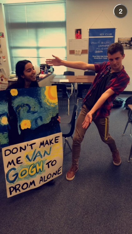 inktvisje:frykent:When you an art hoe taking your friend to prom