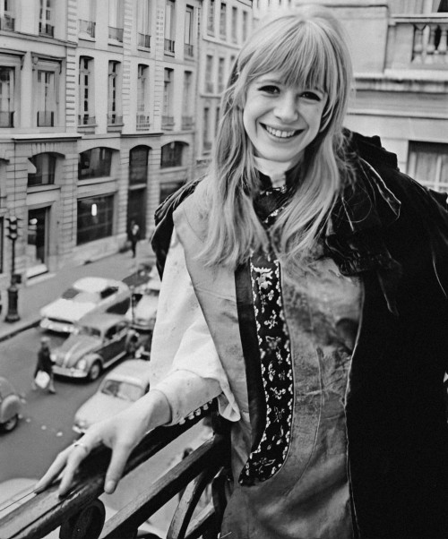 Marianne Faithfull During A Stay In Paris, September 13, 1967. Photo By Bernard Hermann.