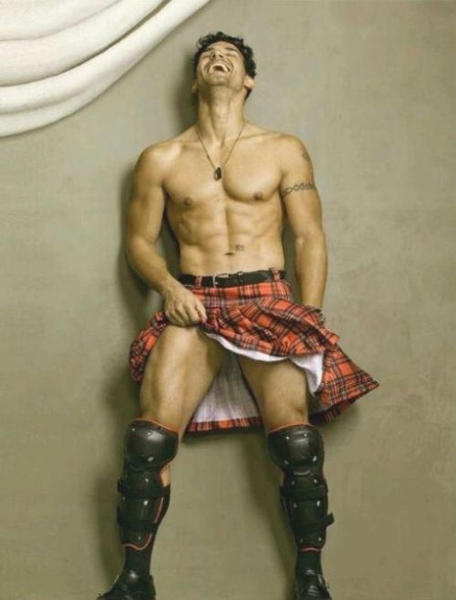 docsgeneralamusements:  sunsetrock75:  msexplorer:  Oh hell yes… Ladies who love kilts…  ;-)  ;-) xx yum  Yea! It must be Kilt Day!!! And I’m pretty sure I look just like that in mine! 😳  Hot…even hotter that he is laughing.