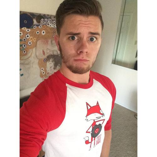t-rexan:  Sporting my #FoxyLoxyCafe shirt porn pictures