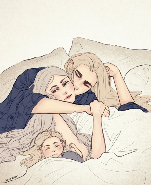 elithien: Mirkwood family cuddling in bed time! With Elithien watching over her boys. 