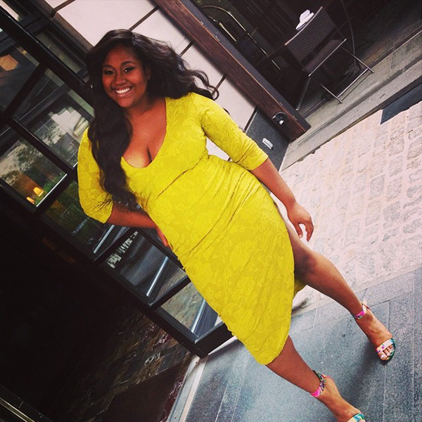 queendecuisine:  bffswithbronandserena:  thoughtsofablackgirl:  Jazmin Sullian! 