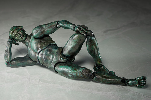 asylum-art-2:_Nudity Content_“David” and “Venus de Milo” Action Figures Put Art History in Motion  H