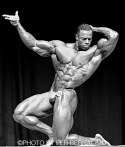 ultraclassicbodybuilders:  Richard Jones