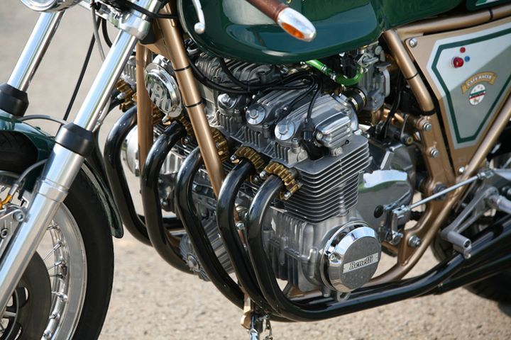 caferacerpasion:  Inline 6 cylinder! Benelli â€ªâ€ŽCafe Racerâ€¬ 750