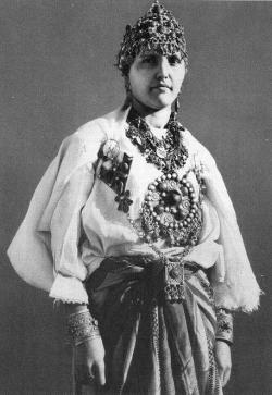 Jeannepompadour:woman Of A Berber Ethnic Group Native To Kabylia In The North Of