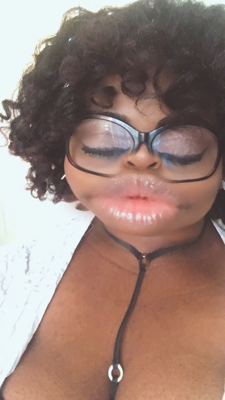 blackrebelz:  fatandbougie:issa muthafuckin full course meal 💕💕 #GodYes^^^This