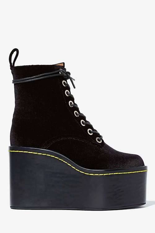 High Heels Blog Jeffrey Campbell Commando Velvet BootShop for more like this on… via Tumblr