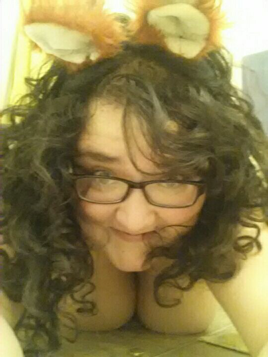 masterlokiandhispreciouspet:  My pet with tail and ears. Isn’t she absolutely beautiful.
