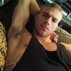 southhallspsu: sjcollegeboi:  looks tasty, right?  so, come on over…  Fuckin stunning 