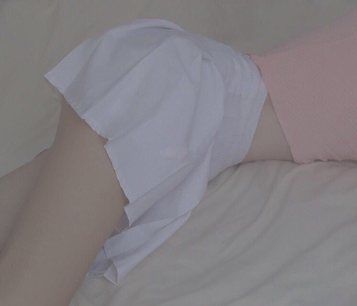 princesspetalll:  PET ME PLEASE, DADDY.