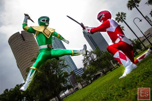 tokucosplay:    MMPR Green Ranger / DragonRanger cosplayed by Dekamexican Cosplay.  MMPR Red Ranger / TyrannoRanger cosplayed by Wilson Senpai Cosplay.Photography by Emazing Studios.